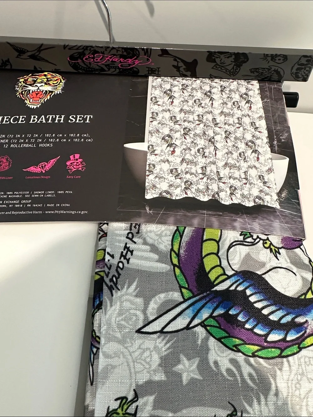 NWT Ed Hardy Tattoo Shadows (14) Piece Shower Curtain Set with Fabric/Plastic.